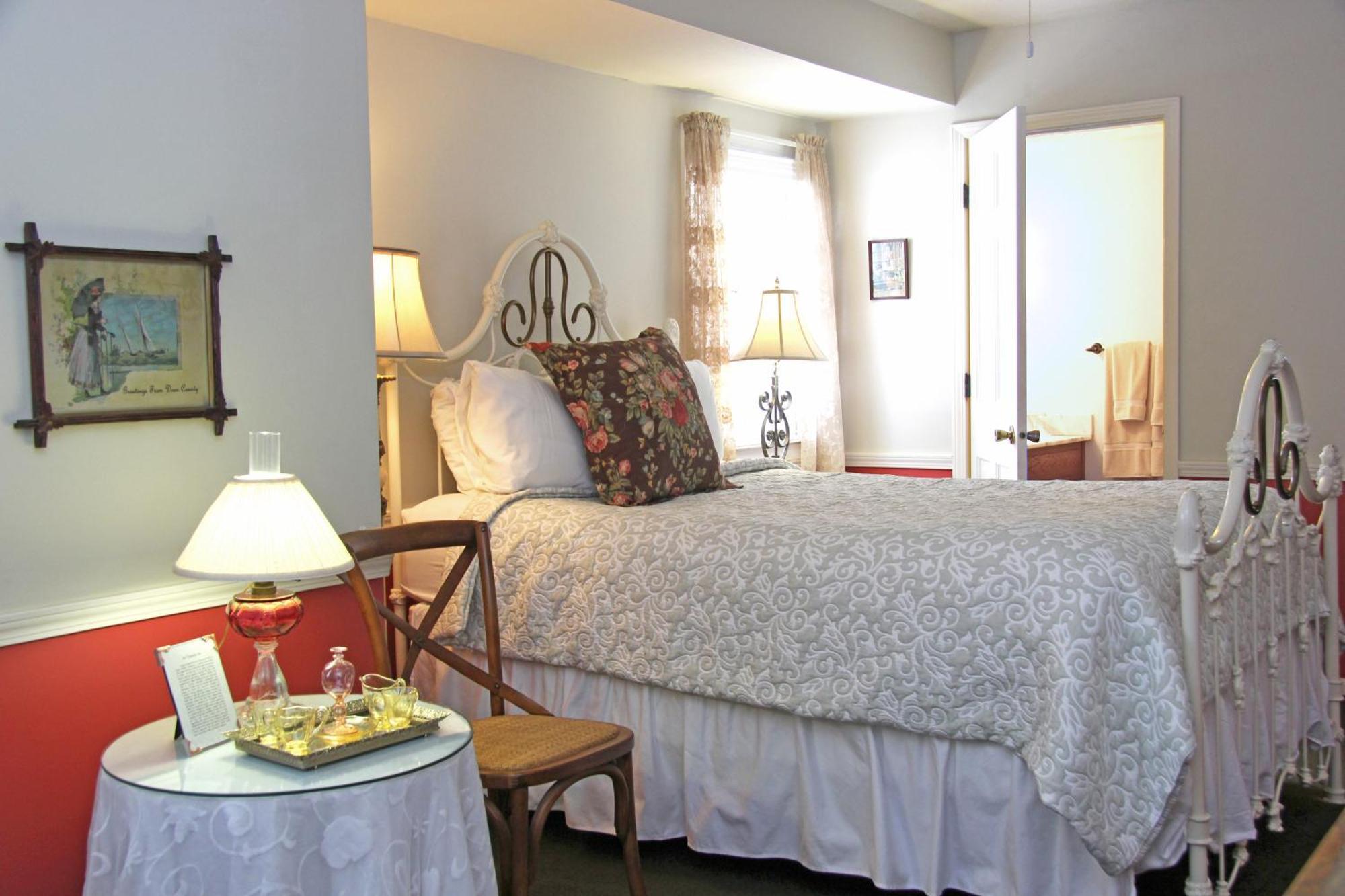 Eagle Harbor Inn Ephraim